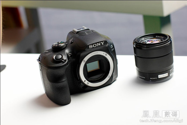 索尼A3000(18-55)可换镜头相机\/正品行货_成都